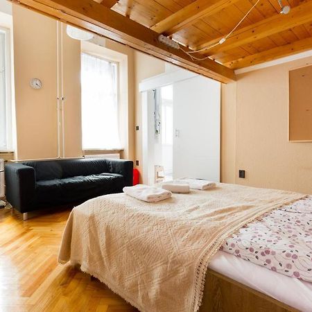 Szentkiralyi 5 - Double Basic In The City Center - Self-Check-In Budapeşte Dış mekan fotoğraf