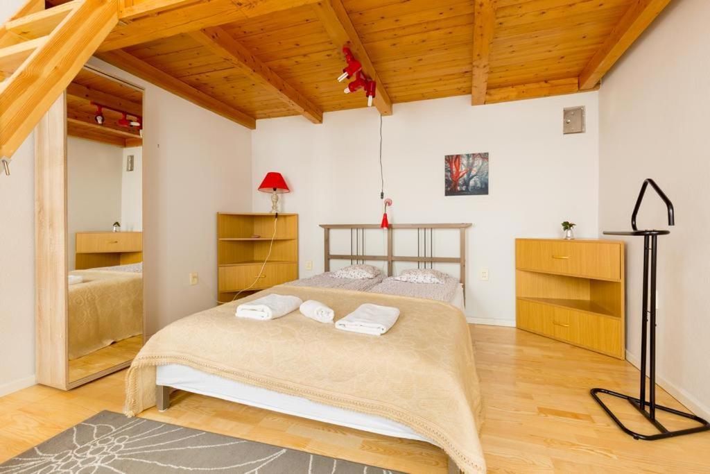 Szentkiralyi 5 - Double Basic In The City Center - Self-Check-In Budapeşte Dış mekan fotoğraf